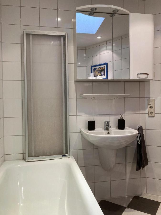 Zentral Gelegene Wohnung Nahe Schwanenteich Zwickau Exterior foto